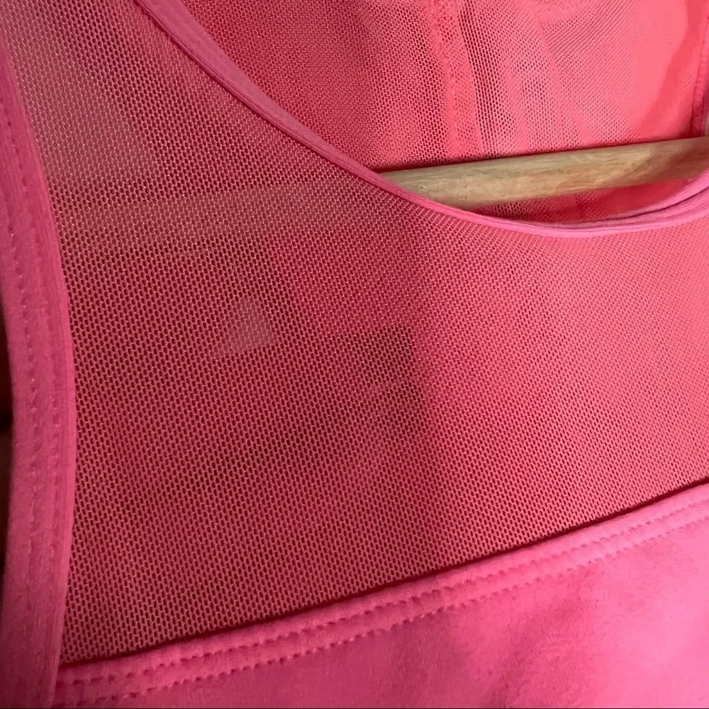 Zyia | Coral All Star High Neck Sports Bra